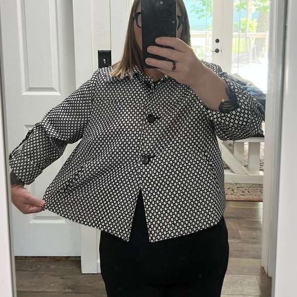 Vintage Nvcard black and white coat. - Picture 9 of 10